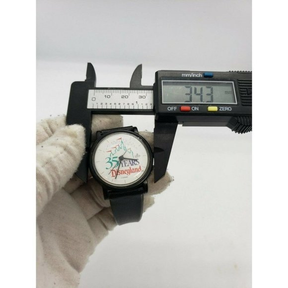 Vintage Lorus V511 Disneyland Watch main image 11